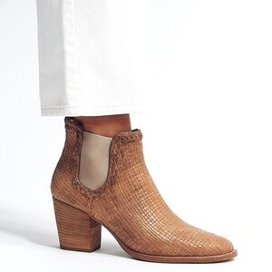 Aquatalia Ankle Boots Woven Leather Chelsea Italian Luxury Neutral Western H3” 8